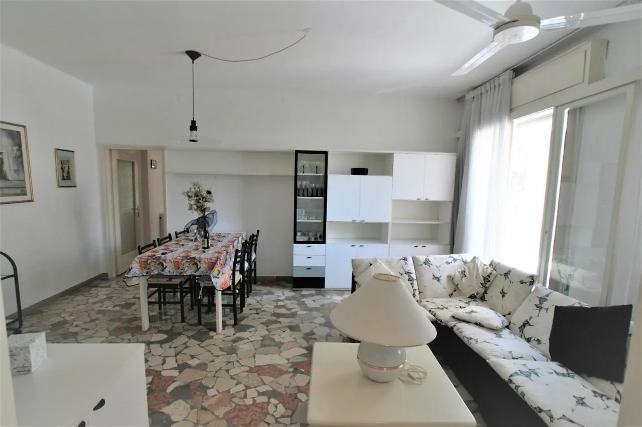 Flavia Apartment Lido di Jesolo 0*,